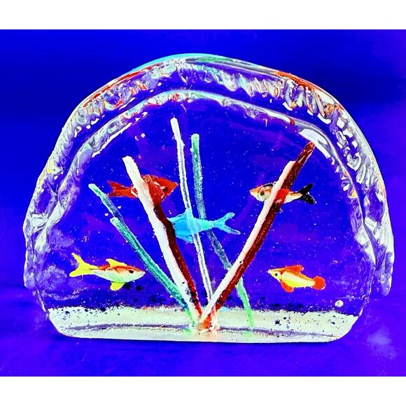 Vintage Murano Style Fish Aquarium Art Glass Block Paperweight MCM Ocean - Picture 5 of 15